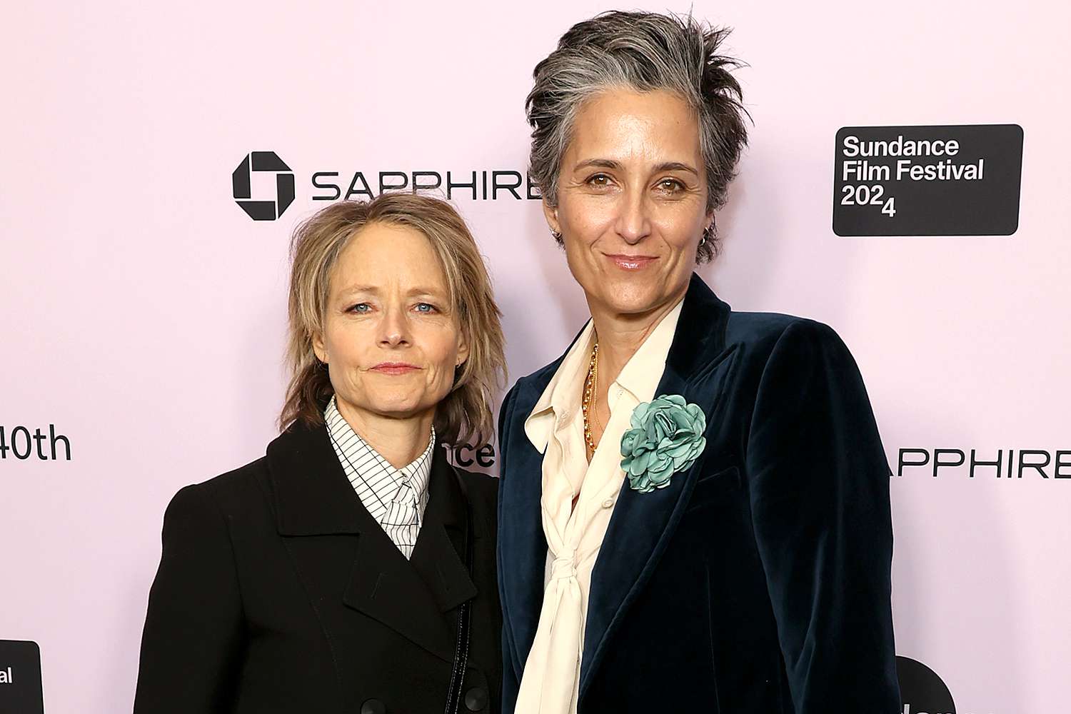 Jodie Foster et Alexandra Hedison assistent au gala de la soirée d'ouverture du Festival du film de Sundance 2024 : célébration de 40 ans au DeJoria Center le 18 janvier 2024 à Park City, Utah.
