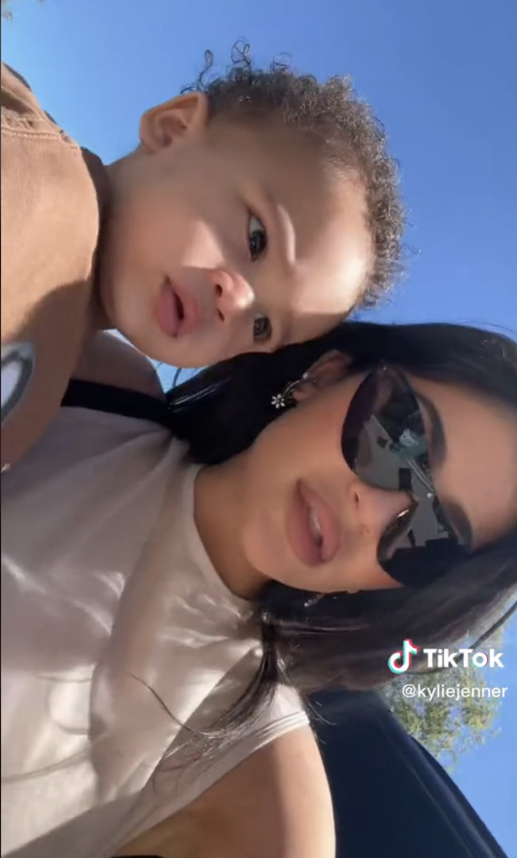 Un selfie de Kylie Jenner et de son fils, Aire.