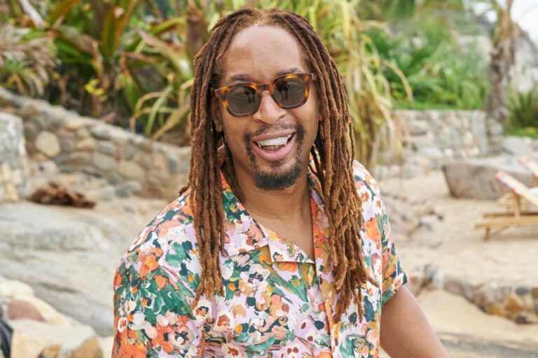 Le rappeur Lil Jon va baisser ses vibrations de fête habituelles avec son prochain album de méditation guidée