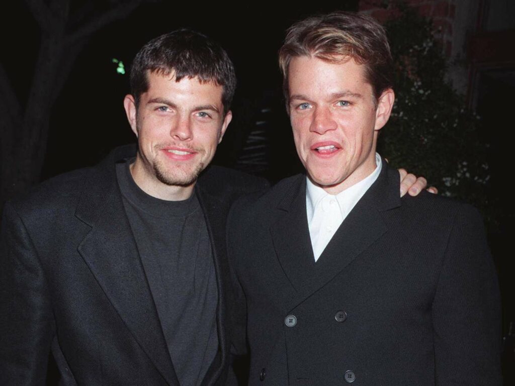Tout sur le frère de Matt Damon, Kyle Damon - BADDIEHUB
