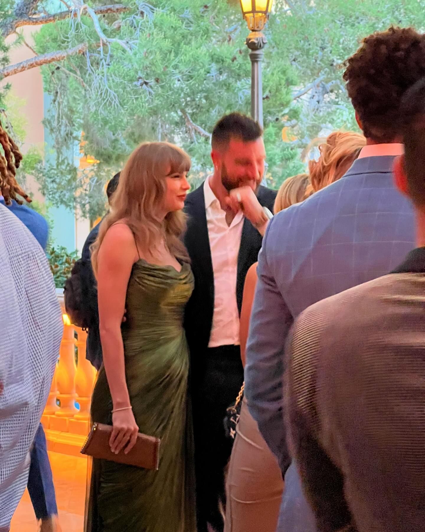 Taylor Swift et Travis Kelce au gala
