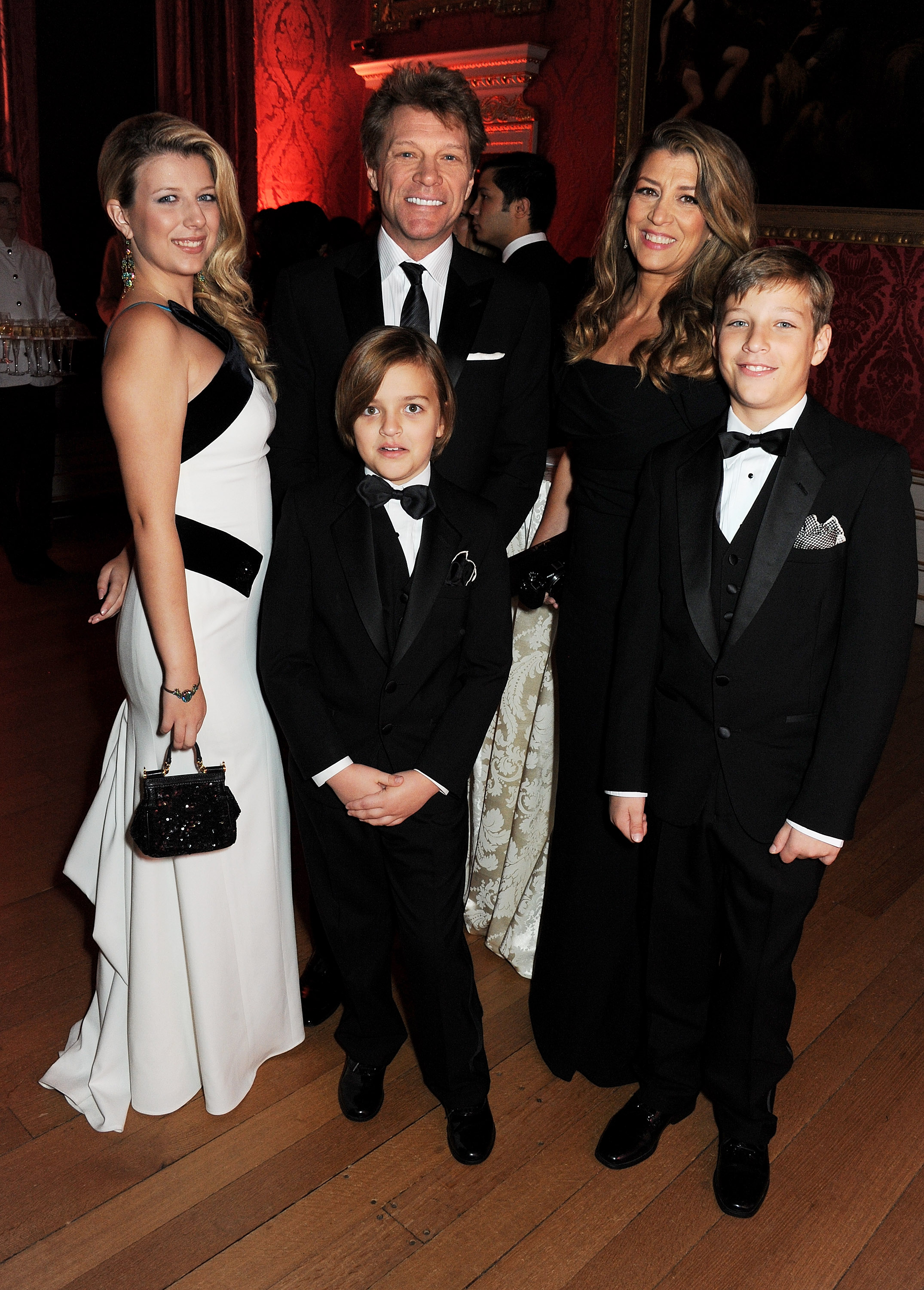 Jon Bon Jovi, Dorothea Hurley et les enfants